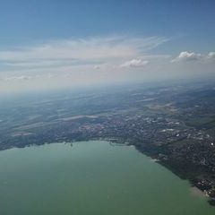 Flugwegposition um 13:25:53: Aufgenommen in der Nähe von Kreis Keszthely, Ungarn in 1214 Meter